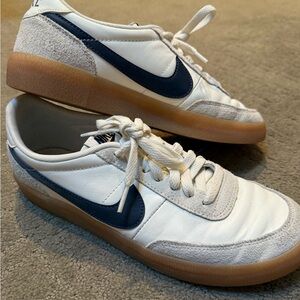 Nike Men's White and Blue Sneakers